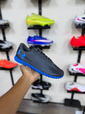 Under Armour Shadow TF negras azul
