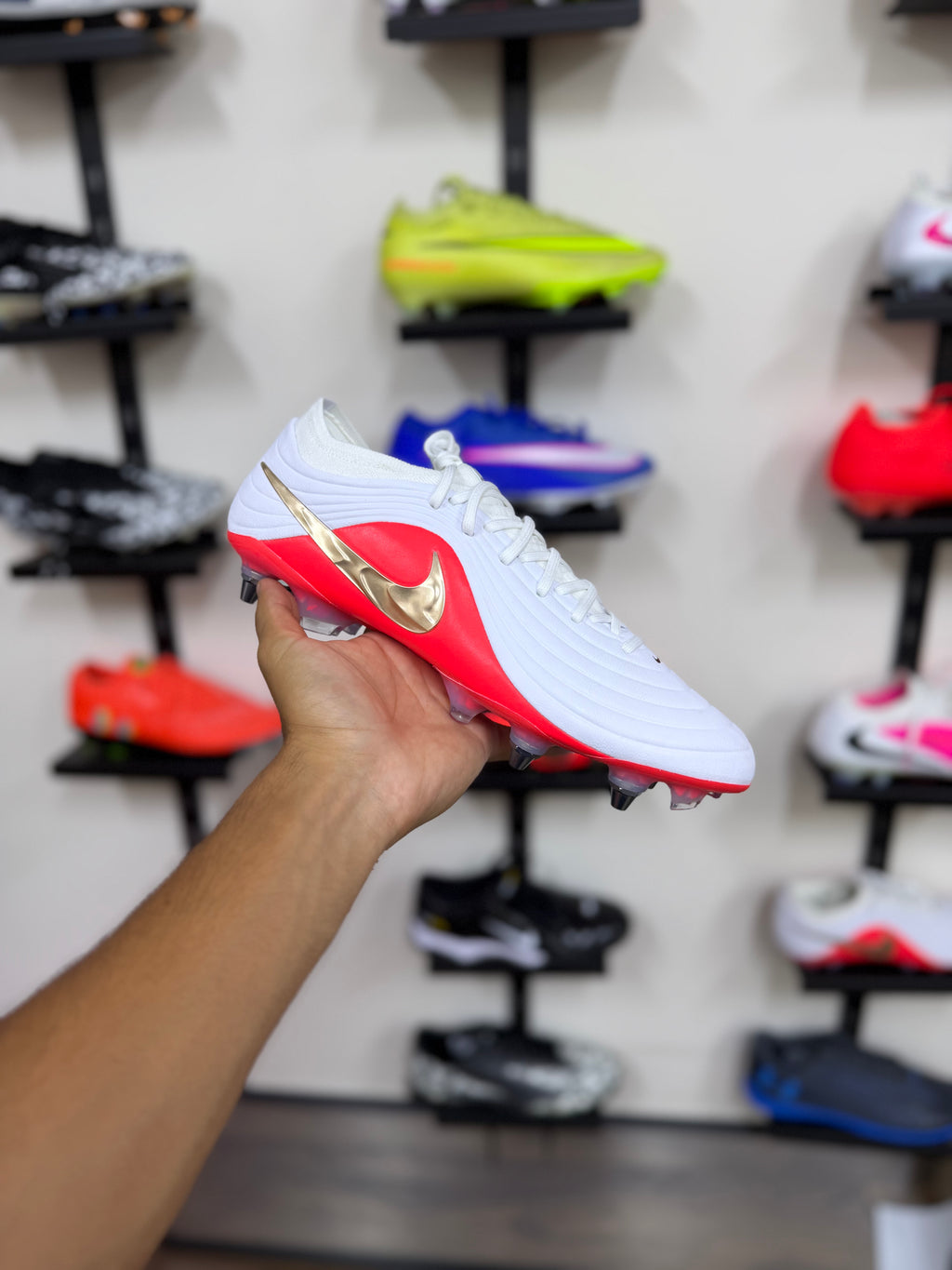 Nike Tiempo Maestro Elite SG Pro blancas rojas